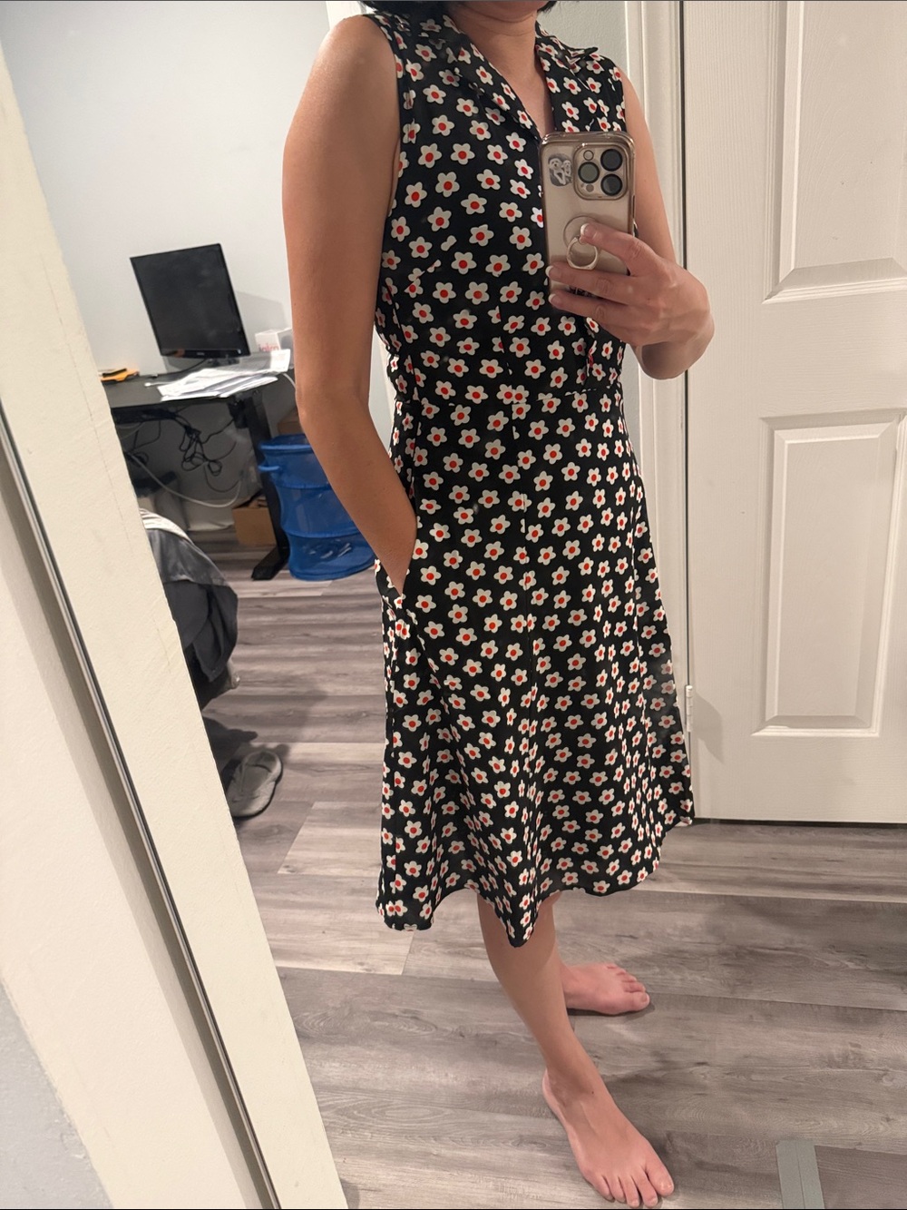 NWT Tulip B Sleeveless Midi Dress in Black with Red & White Floral Print